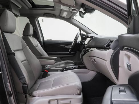 Used 2021 Honda Pilot Touring image 40