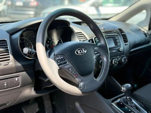 Used 2018 Kia Forte LX w/ LX Rear Camera Package FWD image 15