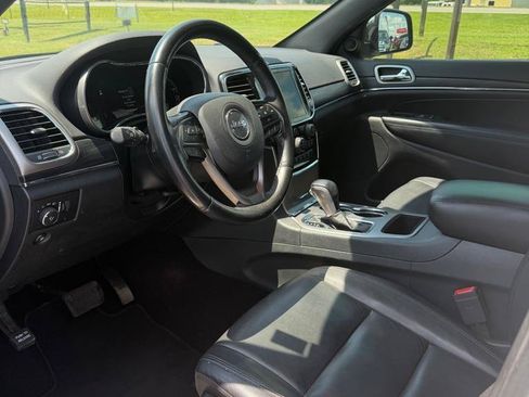 Used 2019 Jeep Grand Cherokee Limited RWD image 9