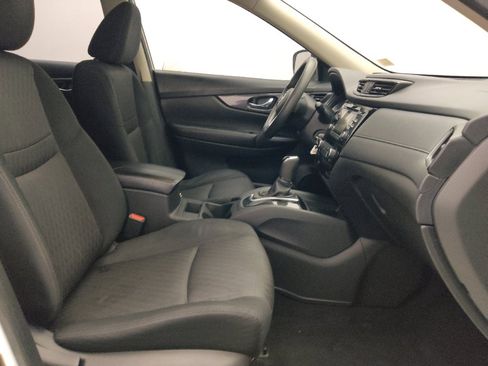 Used 2017 Nissan Rogue S FWD image 21