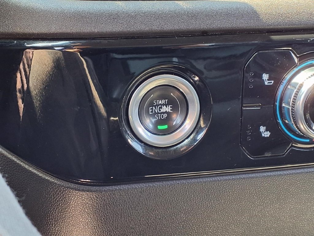 Used 2024 GMC Sierra 1500 SLT RWD image 10