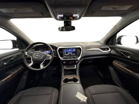 Used 2023 GMC Acadia SLE w/ Driver Convenience Package image 18