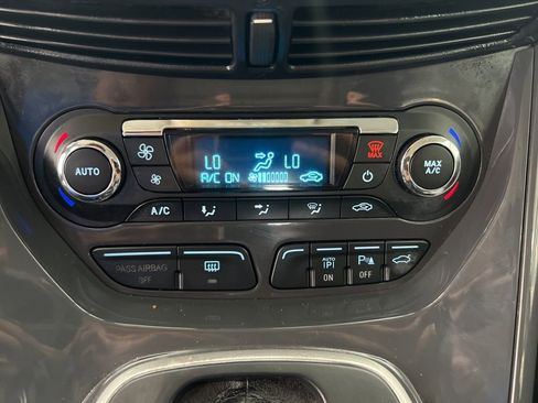 Used 2013 Ford Escape Titanium w/ Parking Technology Pkg FWD image 14