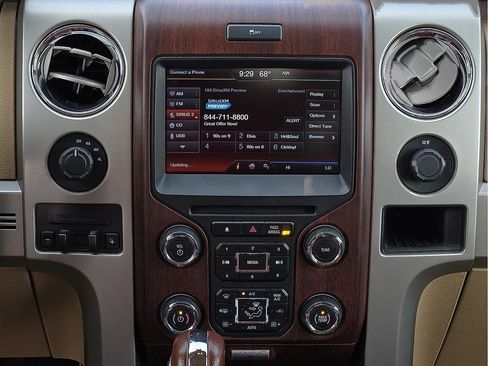 Used 2014 Ford F150 King Ranch w/ King Ranch Luxury Package image 11