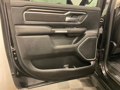 Used 2022 RAM 1500 Laramie AWD/4WD image 28