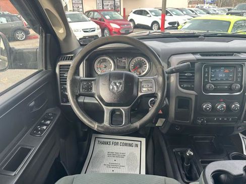 Used 2016 RAM 2500 Tradesman w/ Chrome Appearance Group image 21