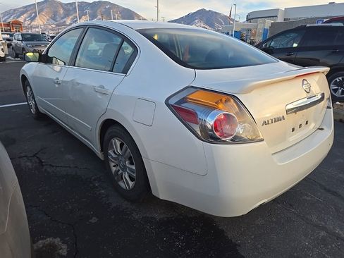 Used 2012 Nissan Altima 2.5 S w/ 20th Anniversary Pkg image 3