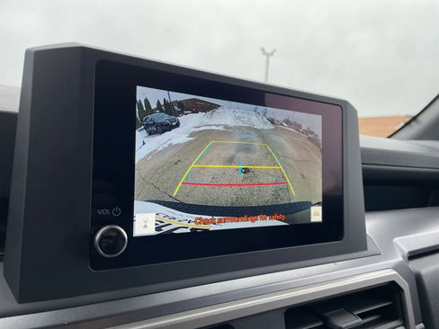 Used 2025 Toyota 4Runner TRD Off-Road image 17