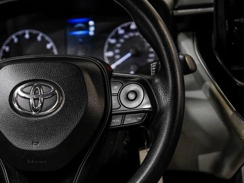 Used 2023 Toyota Corolla Cross L FWD image 18