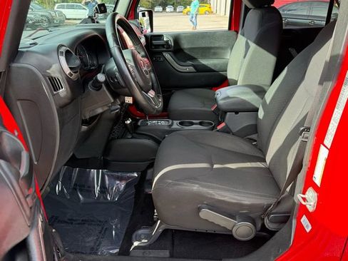 Used 2016 Jeep Wrangler Unlimited Sport w/ Quick Order Package 24S image 4