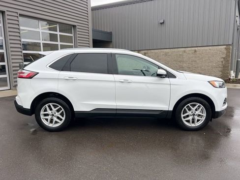 Used 2023 Ford Edge SEL AWD/4WD image 4