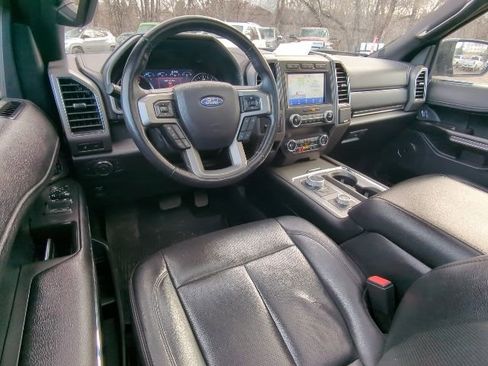 Used 2021 Ford Expedition XLT w/ Equipment Group 202A image 5