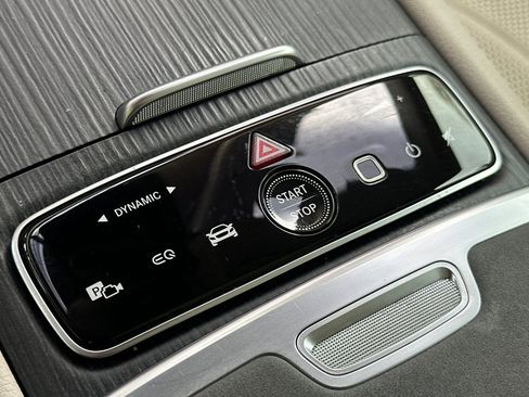 Certified 2023 Mercedes-Benz EQS 580 4MATIC Sedan image 33