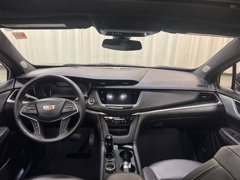 Used 2025 Cadillac XT5 Premium Luxury image 32