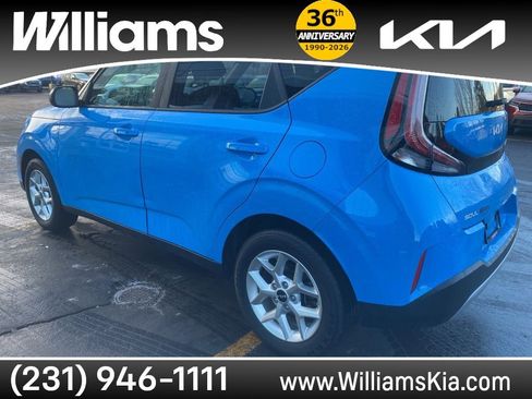 Used 2025 Kia Soul S image 10