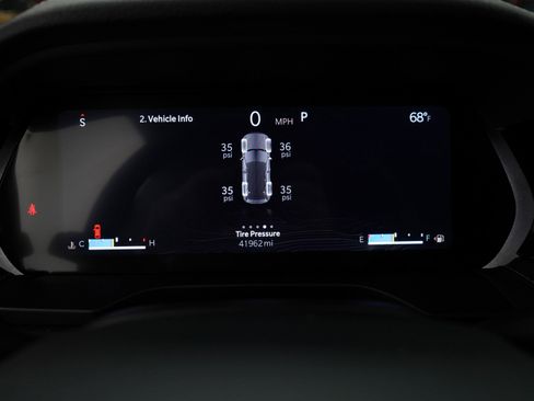 Used 2023 Jeep Grand Cherokee Limited w/ Luxury Tech Group II image 22