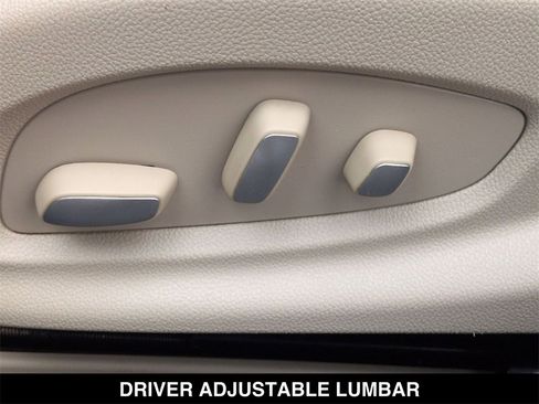 Used 2019 Cadillac XTS Luxury image 22