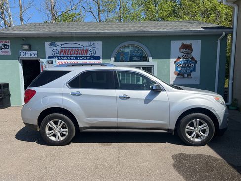 Used 2013 Chevrolet Equinox LTZ AWD/4WD image 3