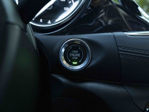 Used 2023 Buick Encore GX Essence w/ Experience Buick Package FWD image 25