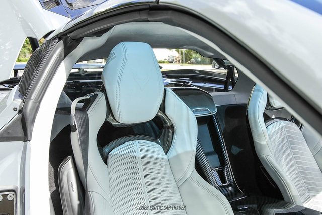 Used 2025 Chevrolet Corvette Stingray Premium Cpe w/ Z51 Performance Package RWD image 32