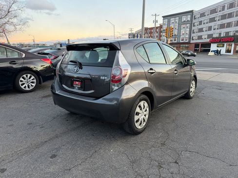Used 2012 Toyota Prius C Three image 6