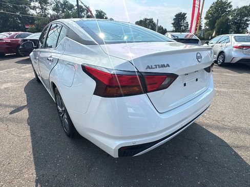 Used 2023 Nissan Altima 2.5 SV FWD image 7