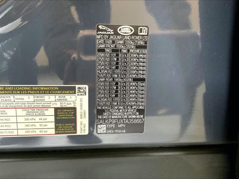 New 2026 Land Rover Range Rover SE image 18