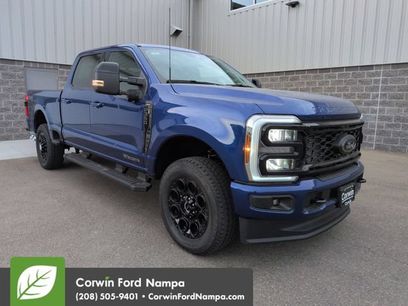 New 2026 Ford F350 Lariat w/ Black Appearance Package