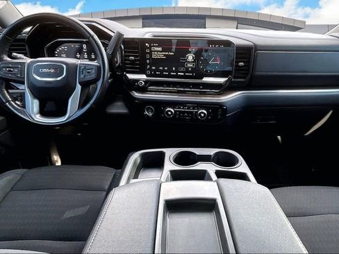 Certified 2022 GMC Sierra 1500 Elevation image 15