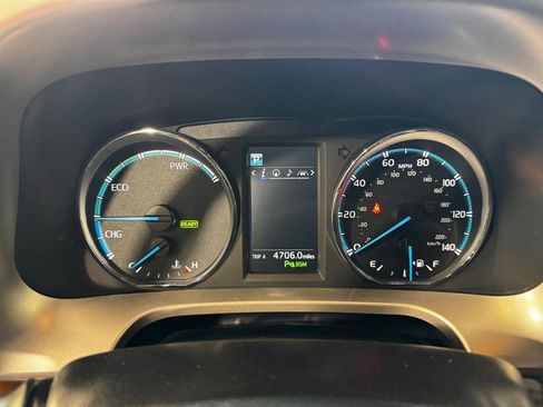 Used 2016 Toyota RAV4 Limited w/ Advanced Technology Package image 18