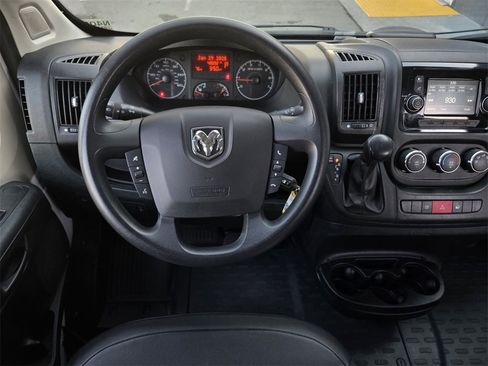 Used 2018 RAM ProMaster 2500 image 13