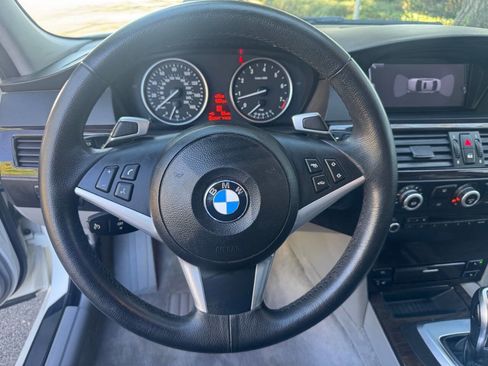 Used 2010 BMW 535i Sedan image 13