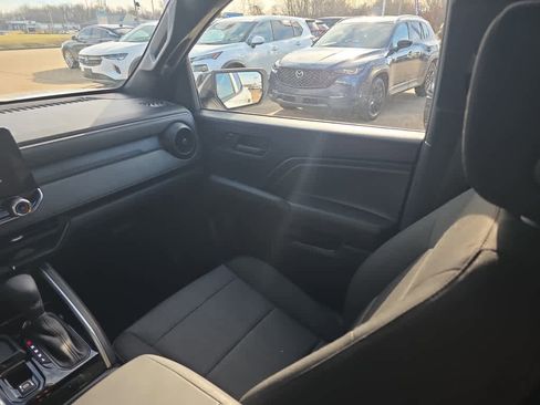 Used 2024 Chevrolet Colorado W/T w/ Safety Package image 12