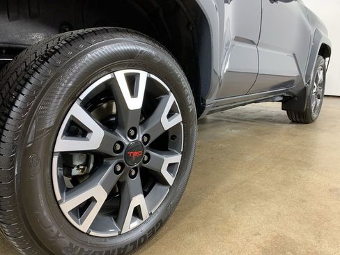 Used 2025 Toyota 4Runner TRD Sport Premium AWD/4WD image 9