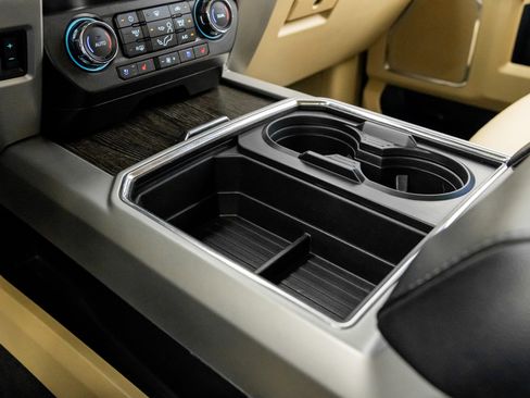 Used 2021 Ford F250 Lariat w/ Lariat Value Package image 49