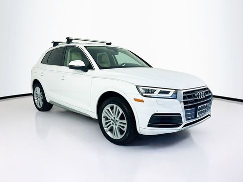 Used 2020 Audi Q5 2.0T Premium Plus w/ Premium Plus Package image 7