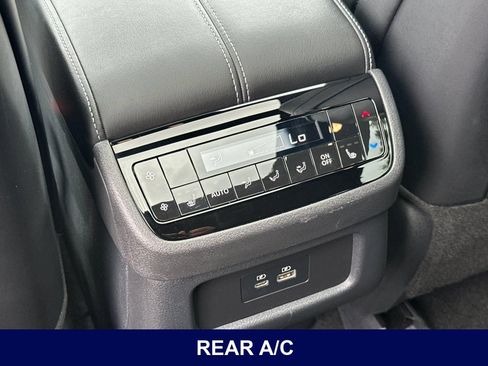 Used 2025 INFINITI QX60 Luxe w/ Black Edition AWD/4WD image 17