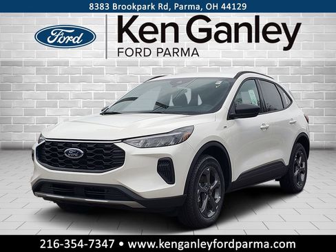 New 2026 Ford Escape ST-Line w/ Cold Weather Package AWD/4WD image 1