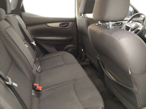 Used 2020 Nissan Rogue Sport S w/ Appearance Package FWD image 19