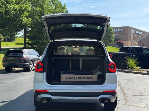 Used 2024 BMW X3 xDrive30i w/ Premium Package AWD/4WD image 4