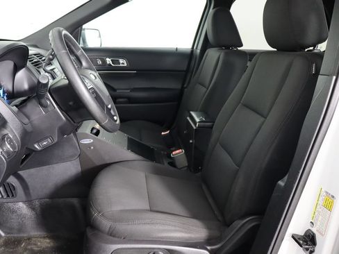 Used 2016 Ford Explorer 4WD Police Interceptor image 7