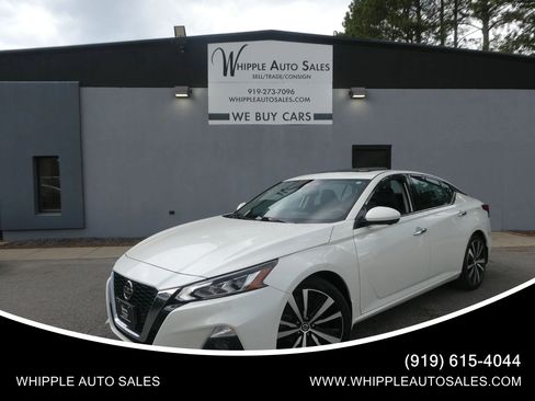 Used 2019 Nissan Altima 2.5 Platinum FWD image 1
