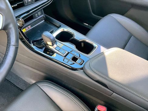 Used 2025 Lexus NX 350h AWD w/ Premium Package image 16