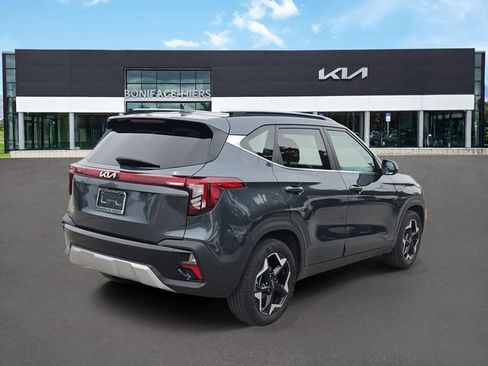 Certified 2024 Kia Seltos EX FWD image 4