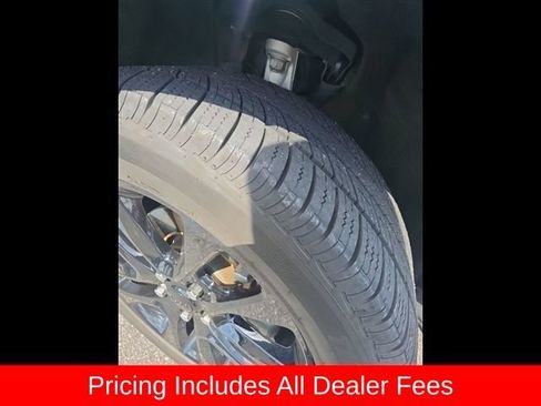 Used 2021 Jeep Grand Cherokee Laredo X RWD image 4