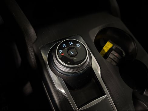 Used 2024 Ford Escape Platinum image 36