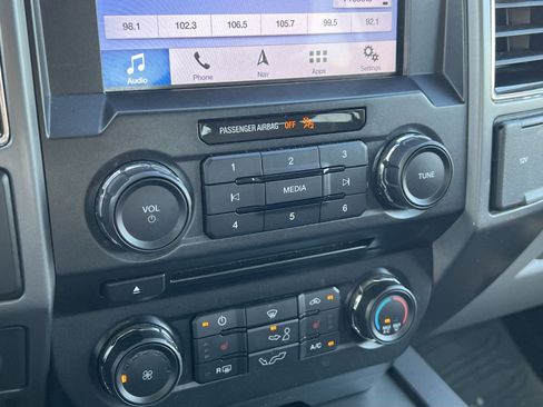 Used 2018 Ford F150 XLT w/ Equipment Group 302A Luxury AWD/4WD image 15
