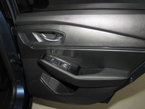 Used 2025 Honda Accord Touring image 19