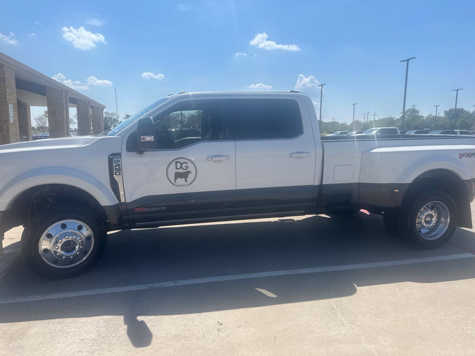 Used 2024 Ford F450 King Ranch w/ FX4 Off-Road Package AWD/4WD image 3