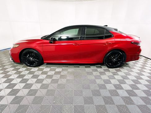 Used 2021 Toyota Camry XSE image 6